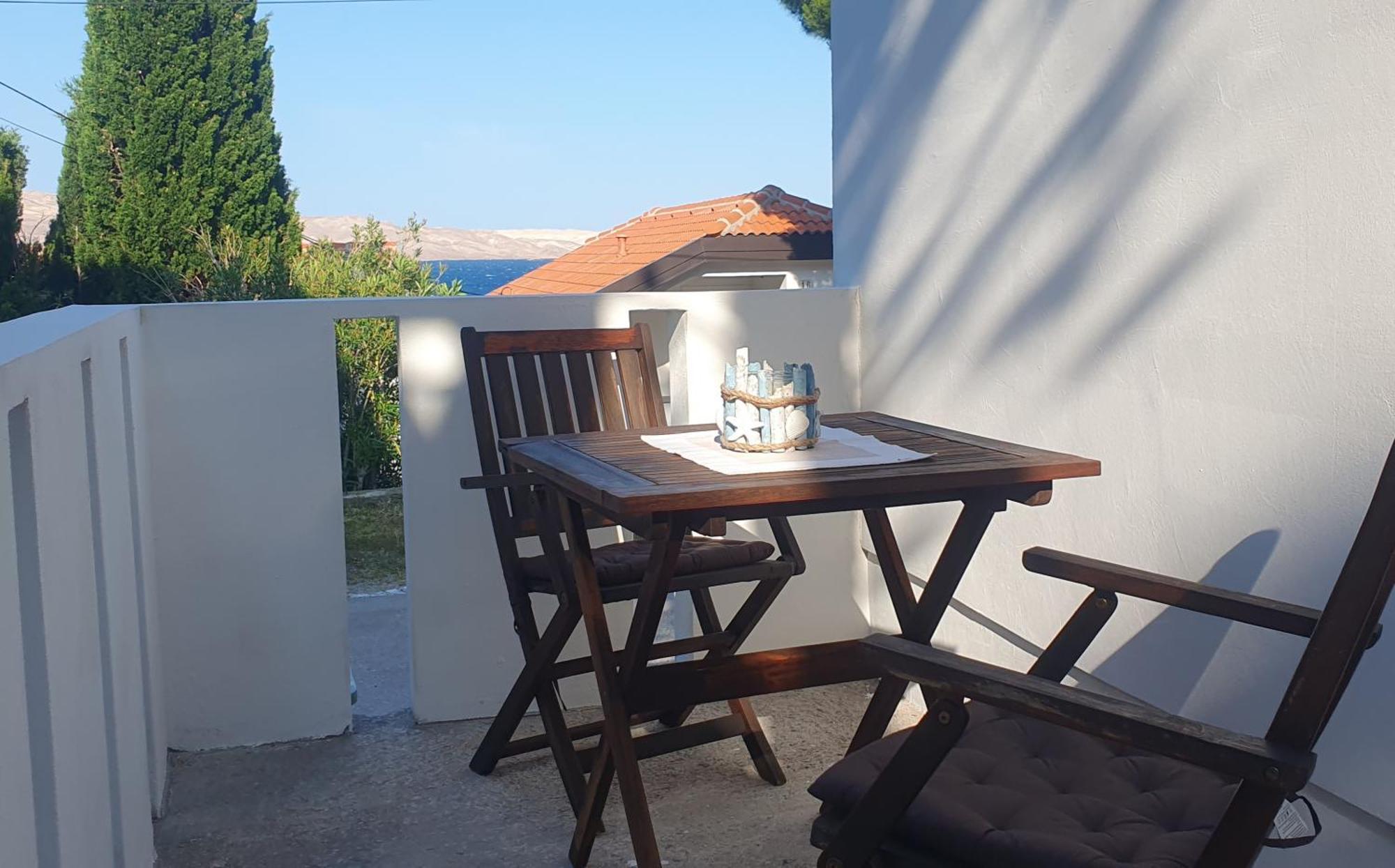 Apartmani Sara Marija Карлобаг Екстериор снимка